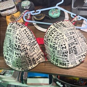 Without Tags, Graffiti White And Red La Senza 36DD